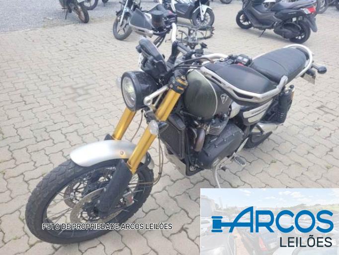 TRIUMPH SCRAMBLER 22/22