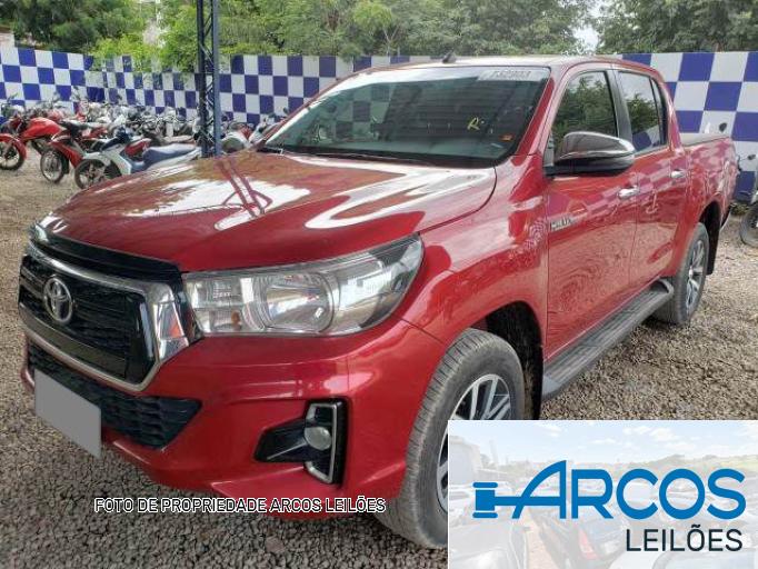 TOYOTA HILUX CD 18/18